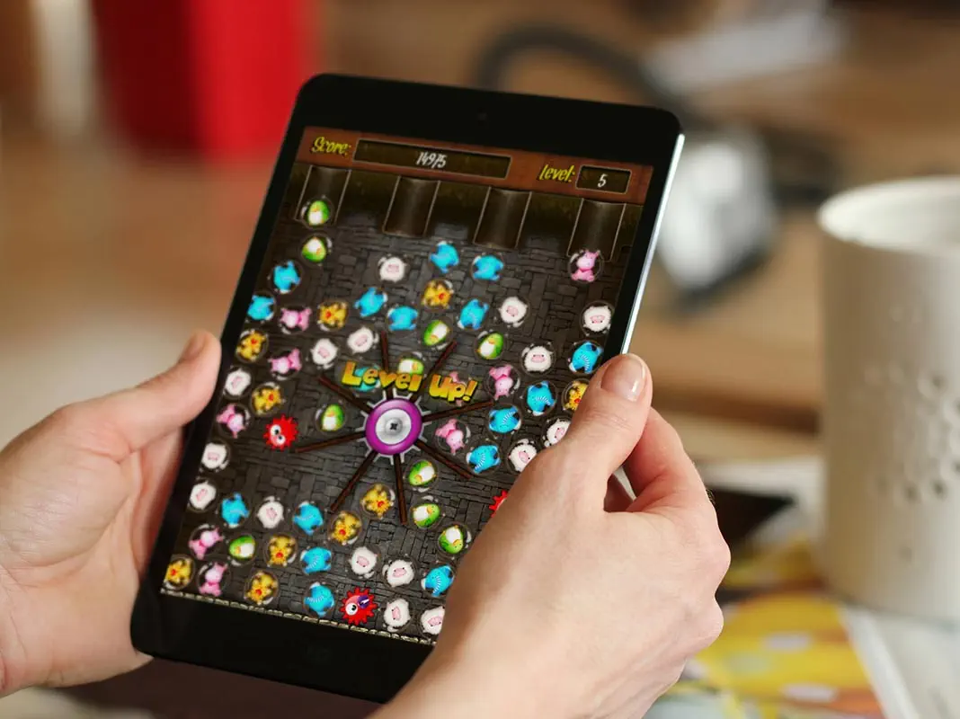 Bouncy Toys on tablet: Gameplay